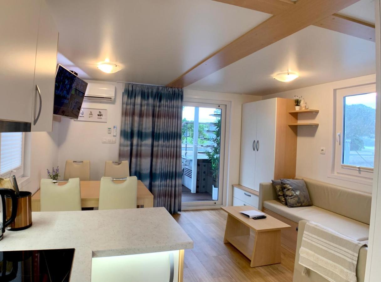Bellavista Houseboat Apartment Portorose Buitenkant foto
